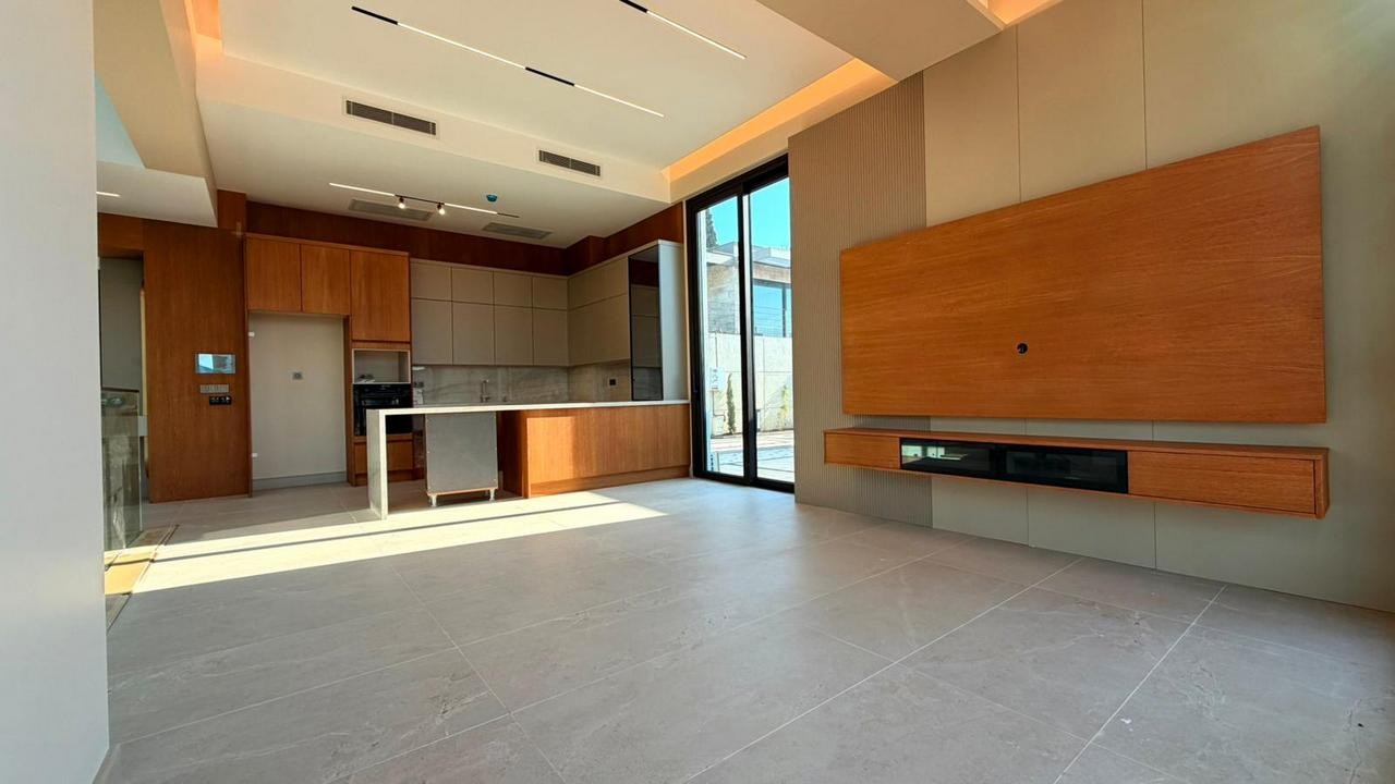 UNIQUE LUXURY VILLA WITH PRIVATE POOL & MODERN MEDITERRANEAN ARCHITECTURE IN KUŞADASI