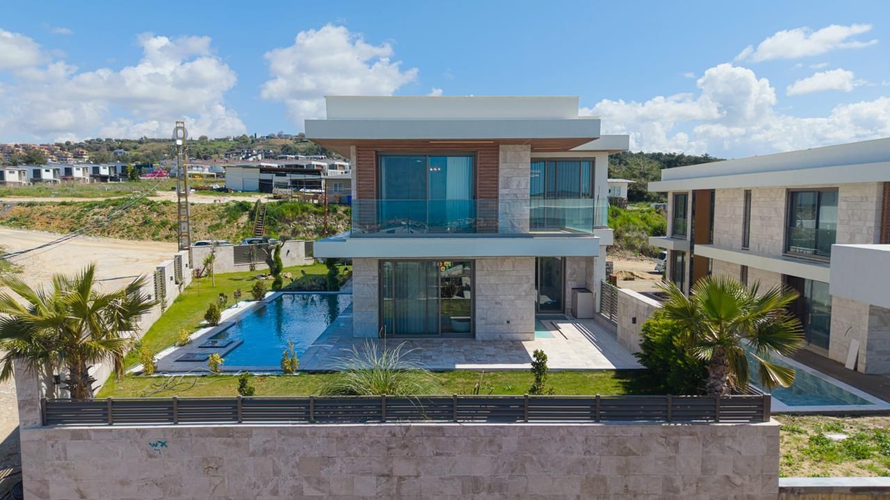 Exclusive Sea View Villas in Kuşadası