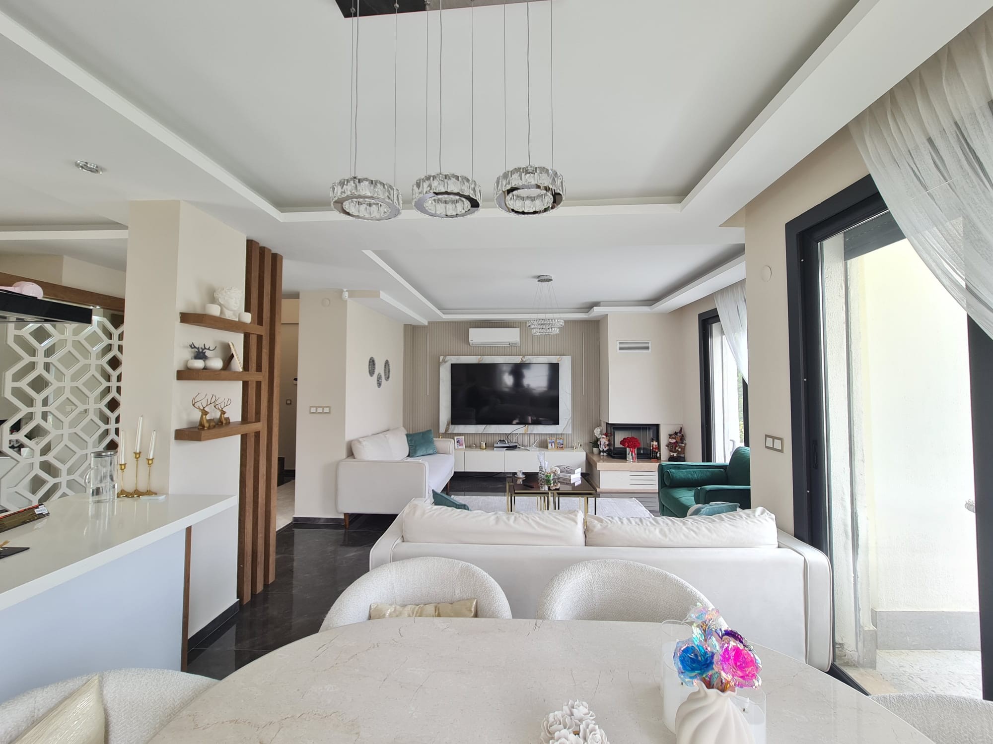 LUXURY 3+1 VILLA WITH SEA VIEWS, DETACHED, AND PRIVATE POOL