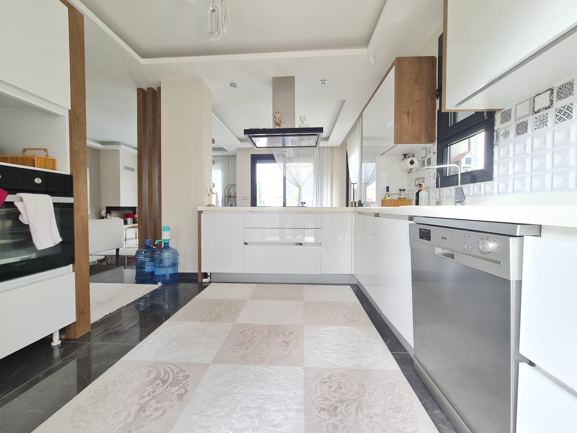 LUXURY 3+1 VILLA WITH SEA VIEWS, DETACHED, AND PRIVATE POOL