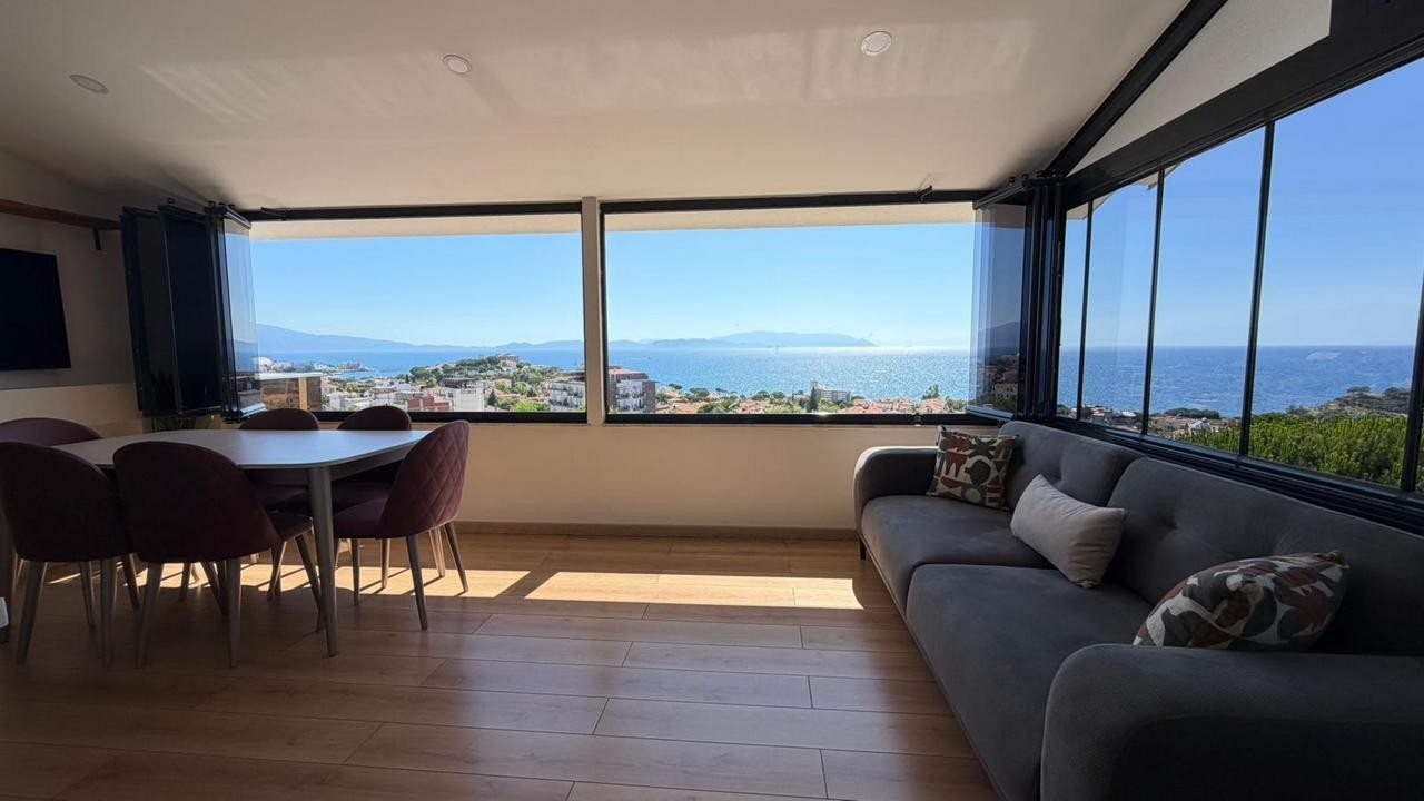 🌅Luxury Renovated Sea View Villa for Sale in Ladies Beach, Kuşadası🏡