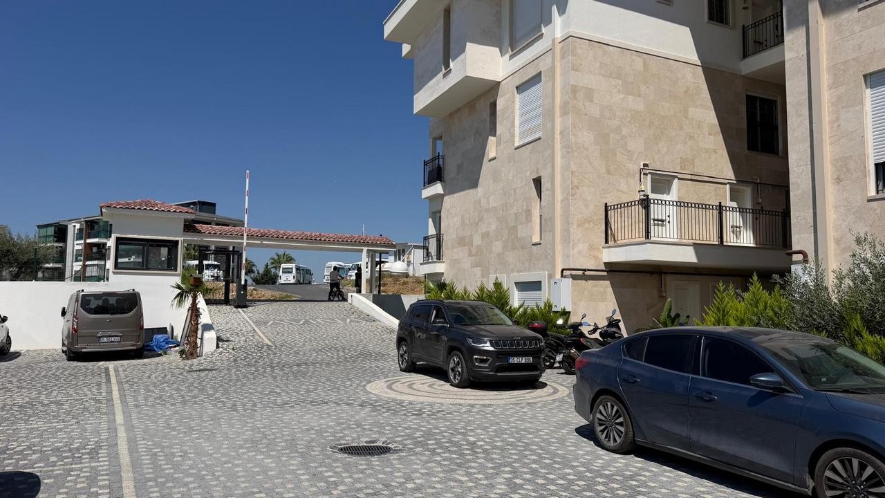 3+1 APARTMENT FOR SALE WITH MOUNTAIN AND POOL VIEWS IN DEĞİRMENDERE, KUŞADASI