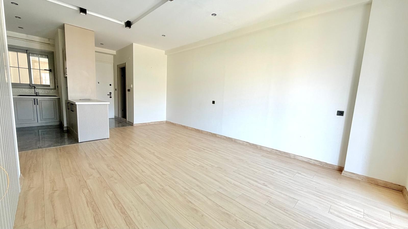 3+1 APARTMENT FOR SALE WITH MOUNTAIN AND POOL VIEWS IN DEĞİRMENDERE, KUŞADASI