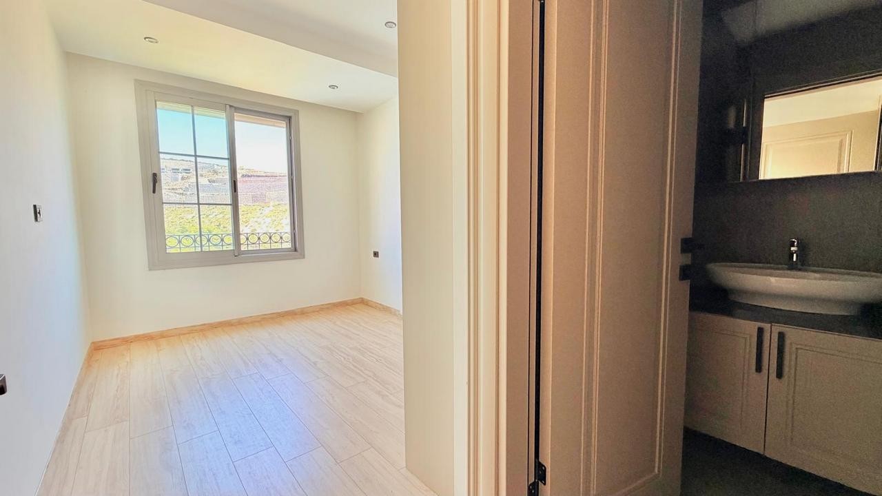3+1 APARTMENT FOR SALE WITH MOUNTAIN AND POOL VIEWS IN DEĞİRMENDERE, KUŞADASI
