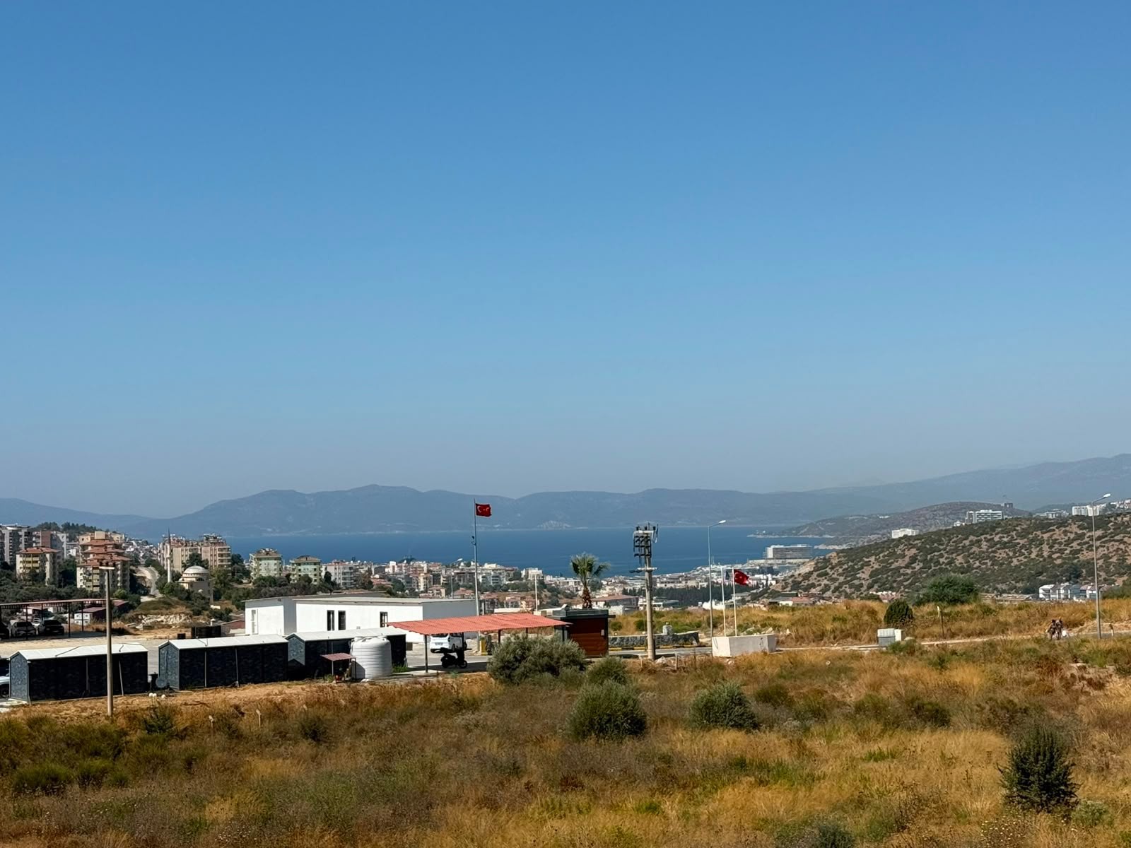NEW 2+1 APARTMENT WITH SEA VIEW IN DEĞİRMENDERE, KUŞADASI